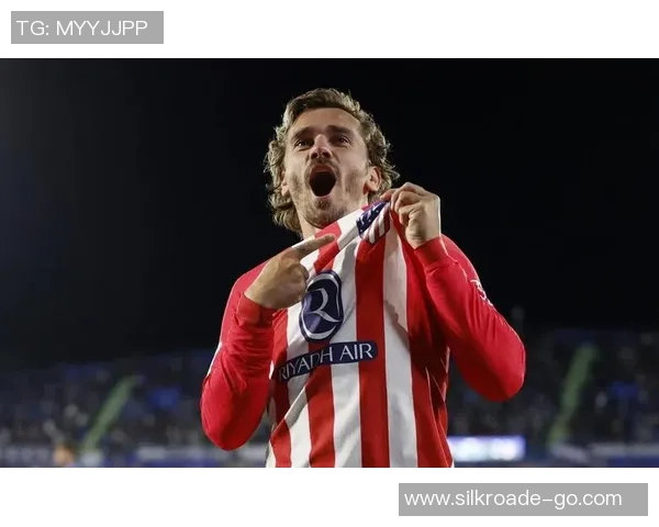 意大利足球后卫明星盘点：从传奇到新星的崛起与传承